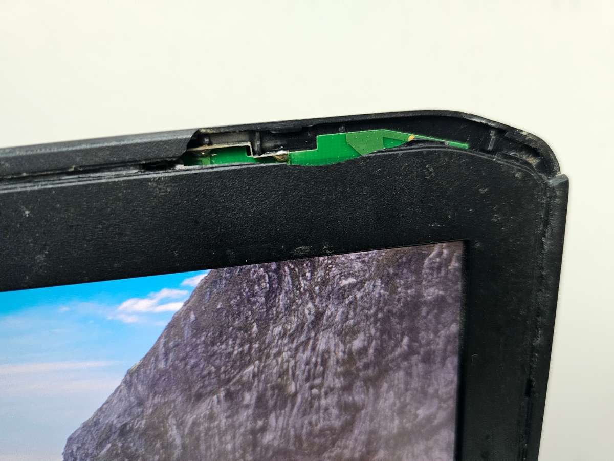 Dell Latitude E5520 - i5-2520M 2GB RAM 500GB HDD - No battery