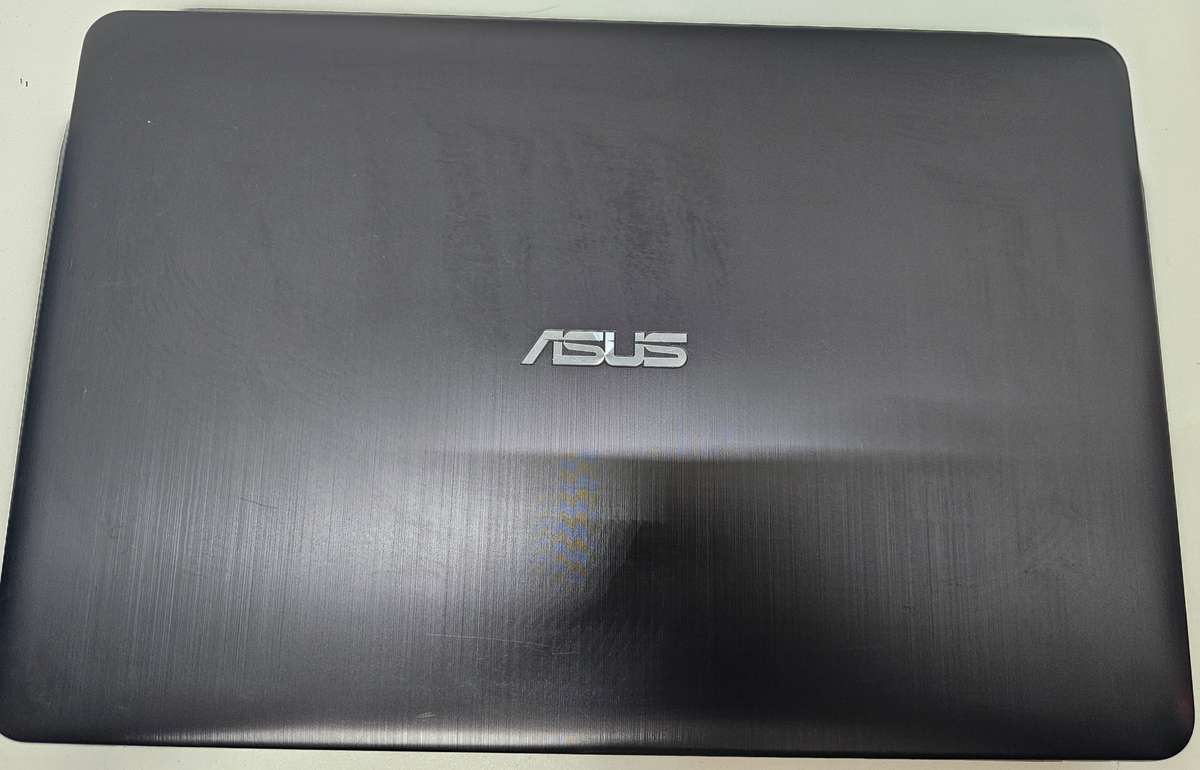 Asus SonicMaster F540L i3-5005U 4GB RAM 1TB HDD