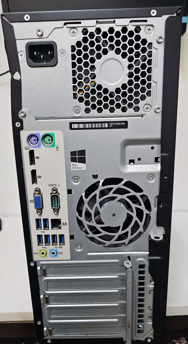 HP Elitedesk 800 G2 - i5-6500 - 4GB RAM - 500GB HDD