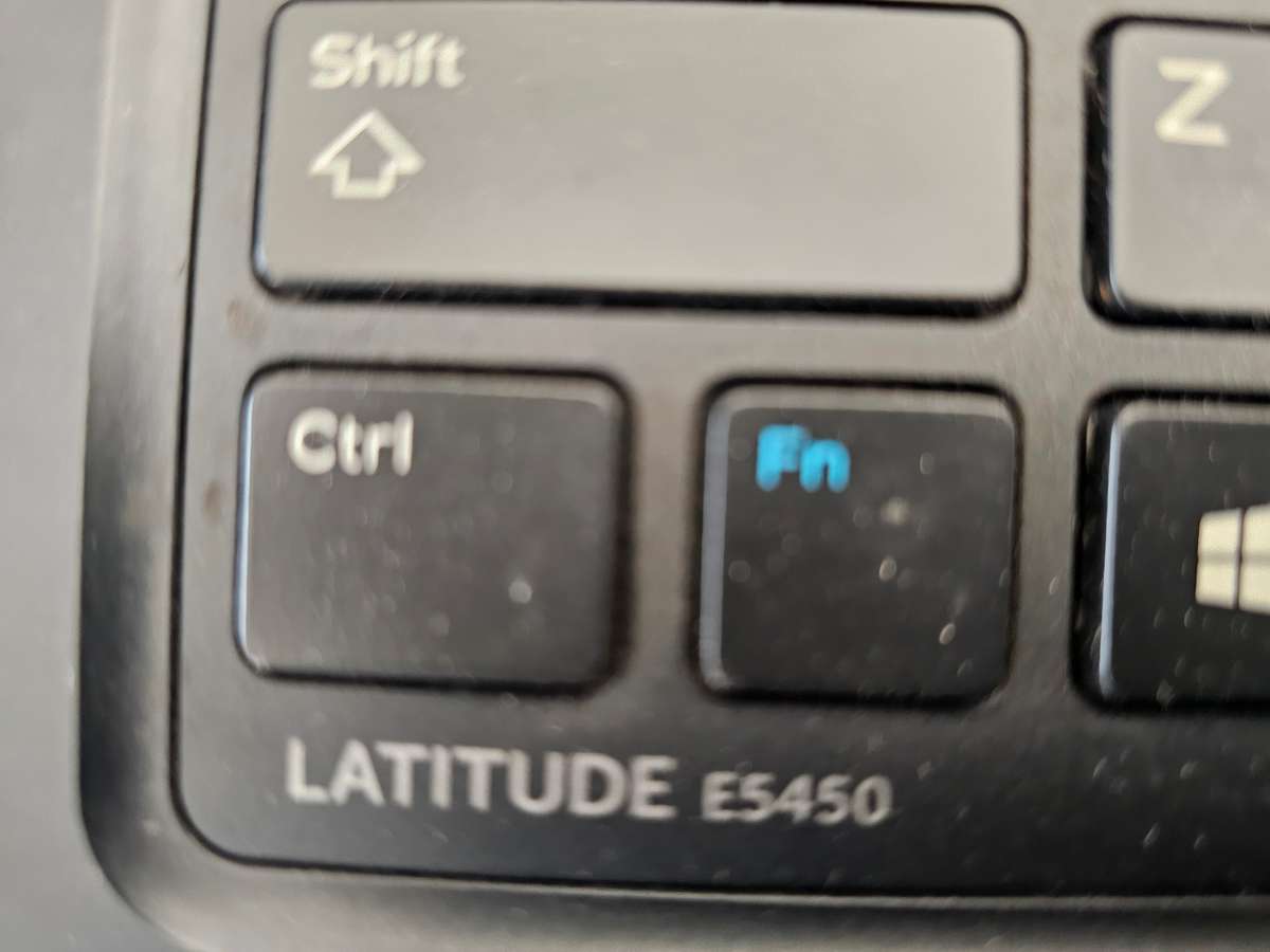 24 x Dell laptops - Spares or Repairs