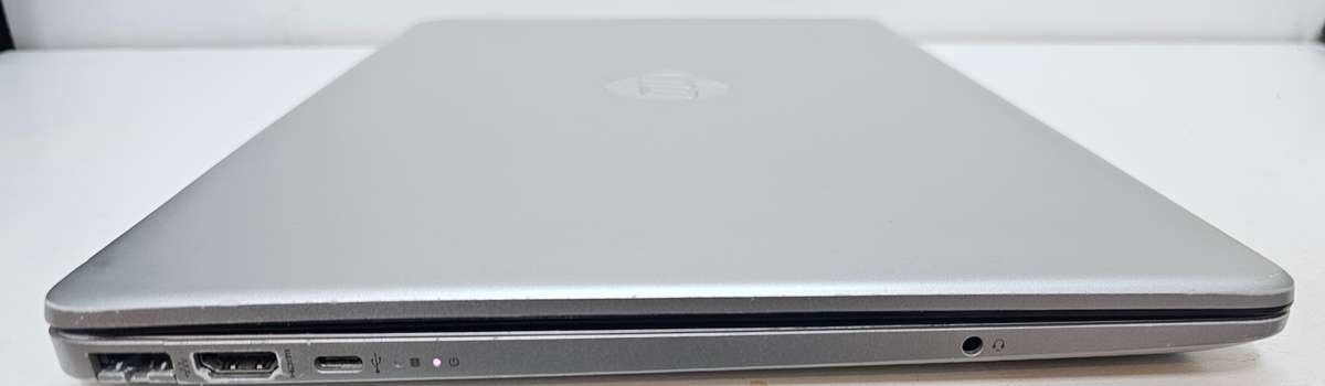 HP Laptop 15-dw3003ni i5-1135G7 8GB RAM 256GB SSD