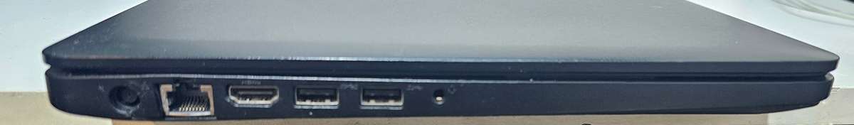 Dell Latitude 3580 i5-7200 8GB RAM 256GB SSD