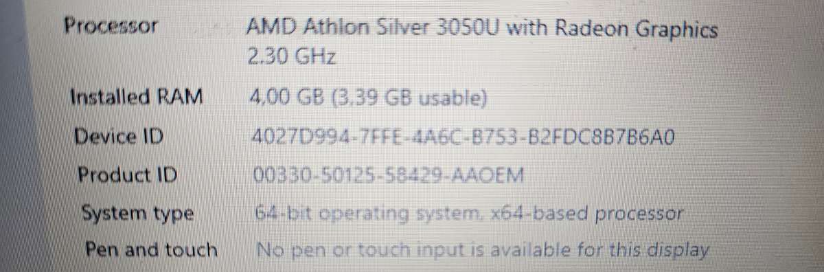 Dell Inspiron 15 3000 - AMD Athlon 3050U 4GB RAM 256GB Nvme SSD - Screen bezel missing - No battery