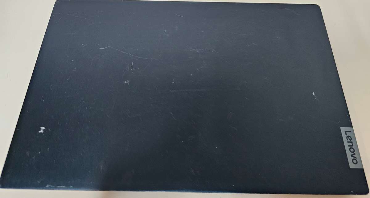 Lenovo IdeaPad S340 i5-8265U 8GB RAM 256GB SSD