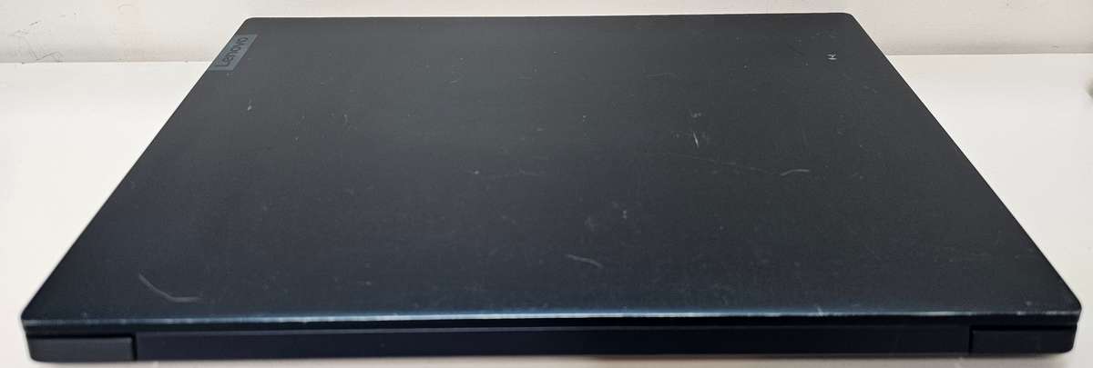 Lenovo IdeaPad S340 i5-8265U 8GB RAM 256GB SSD