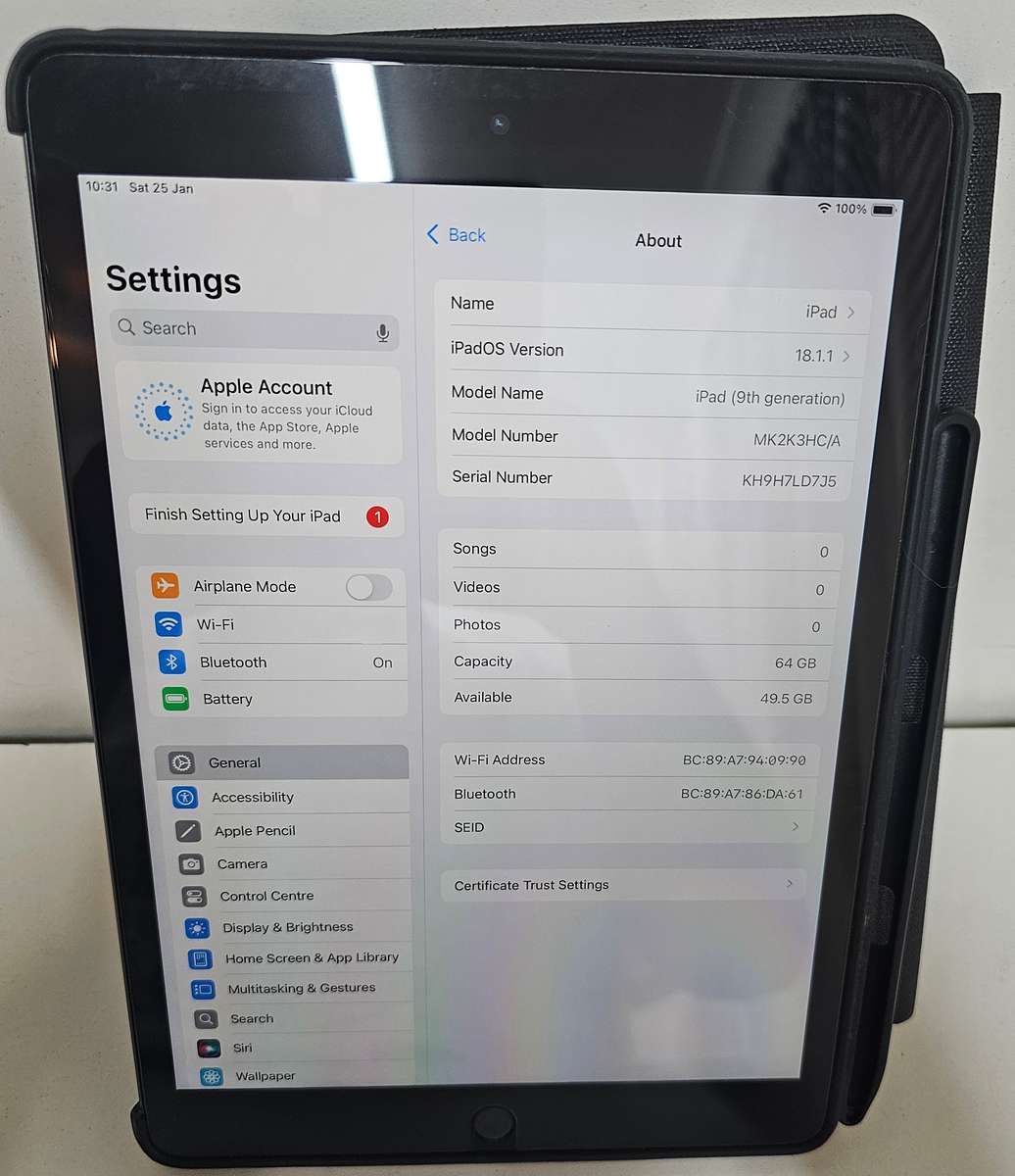 iPad 9th Gen (A2602) 64GB Wi-Fi only