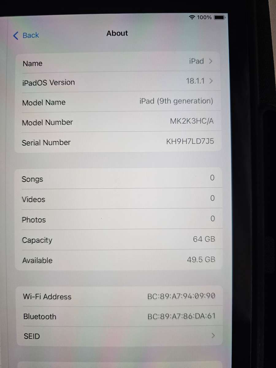 iPad 9th Gen (A2602) 64GB Wi-Fi only