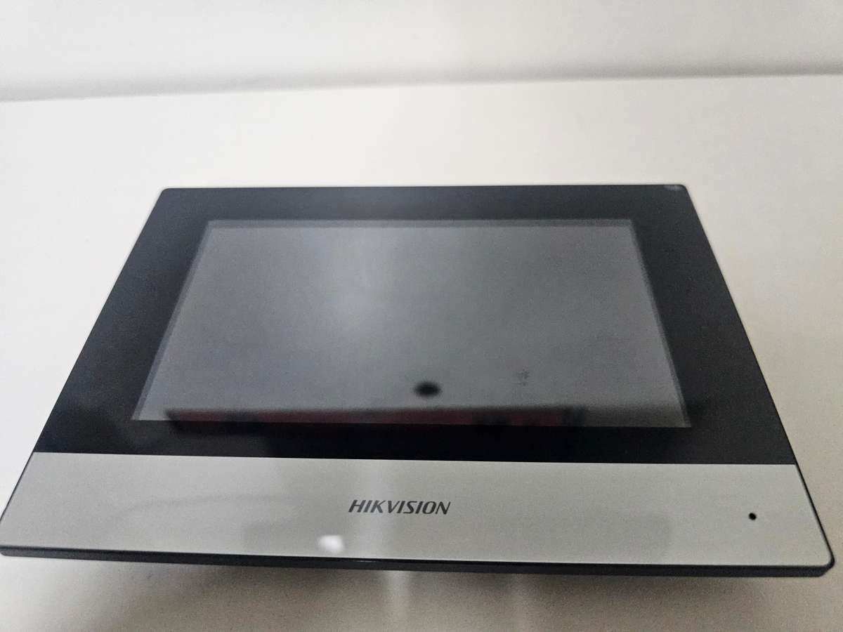 HikVision Video Intercom !Indoor station only Spares or Repairs!