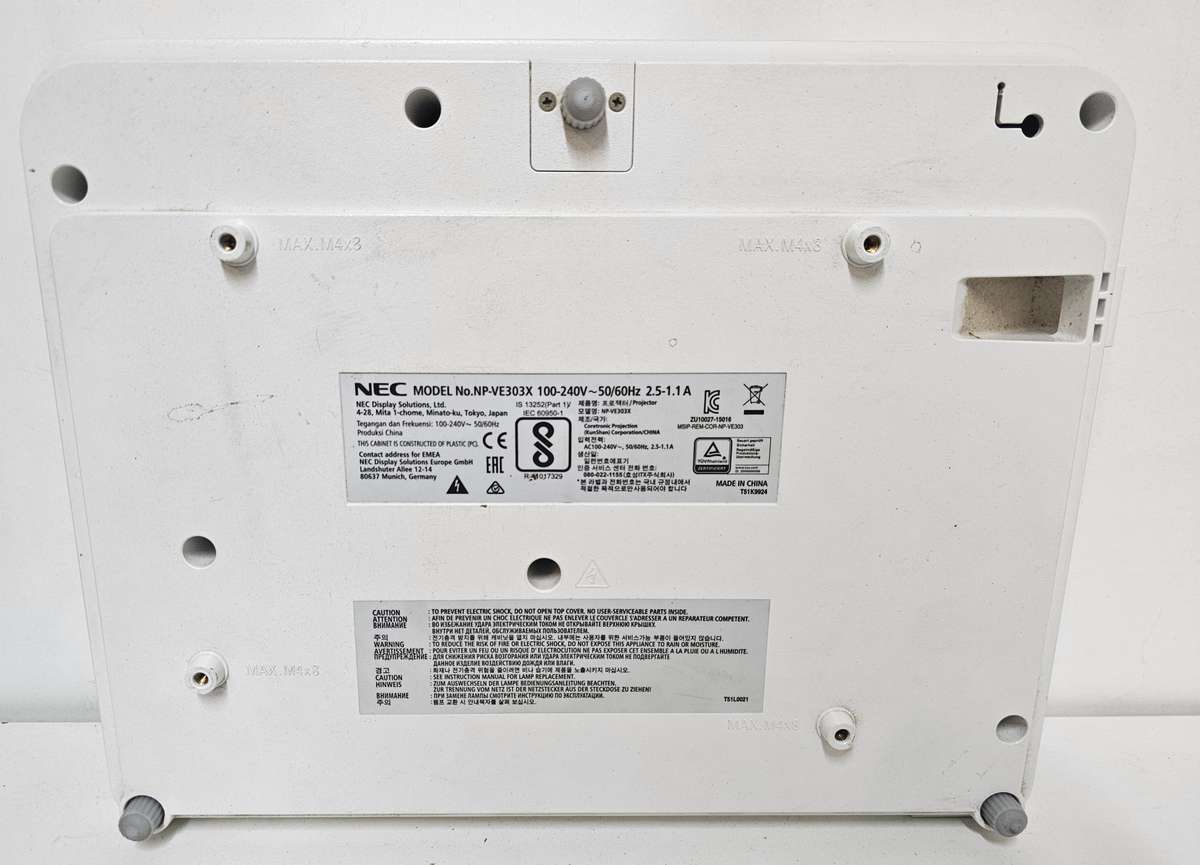 NEC VE303X Projector (27% lamp life remaining)