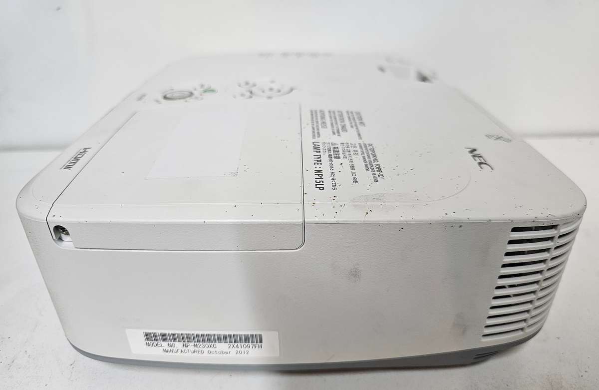 NEC M230X Projector (91% lamp life remaining)