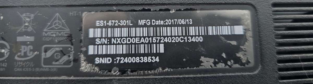 Acer Aspire ES1-572 i3-6006U 8GB RAM 512GB HDD !Needs keyboard and battery!