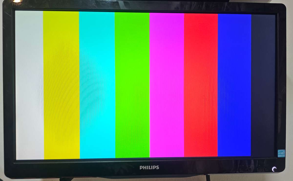 8 Channel DVR !No power adapter or HDD!