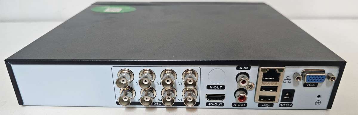 8 Channel DVR !No power adapter or HDD!