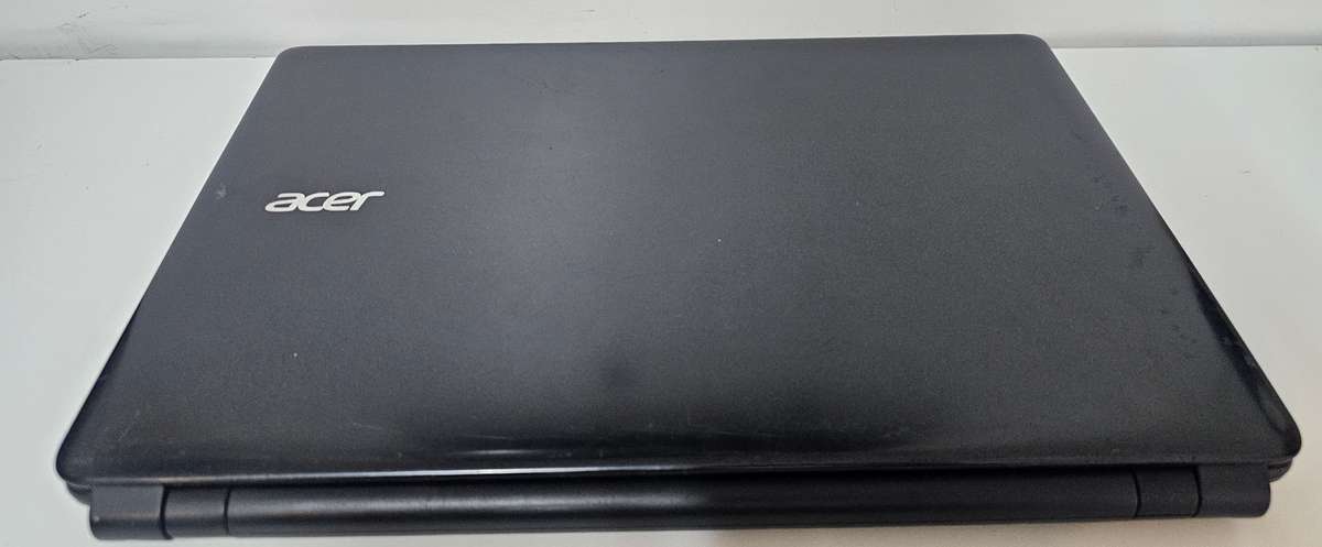 Acer Aspire ES1-571  i5 Laptop  Tested Not Working, No Power  Sold As Is