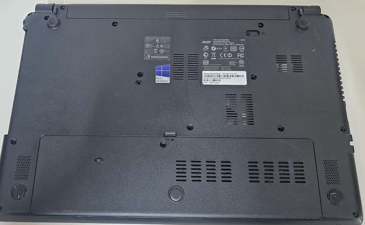 Acer Aspire ES1-571  i5 Laptop  Tested Not Working, No Power  Sold As Is