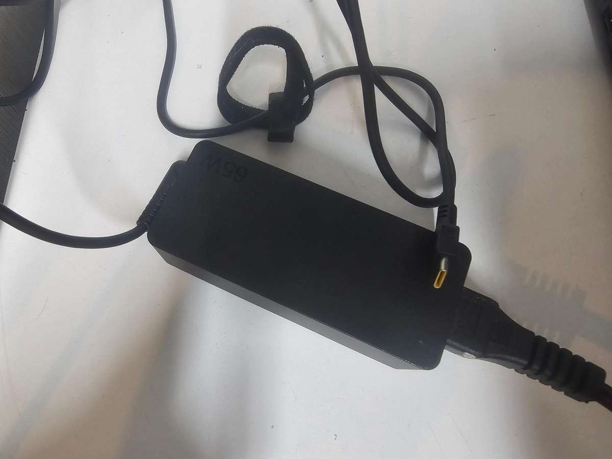 Lenovo ThinkPad E15 Gen 1  Intel i5  8GB RAM  256GB SSD  AS-IS