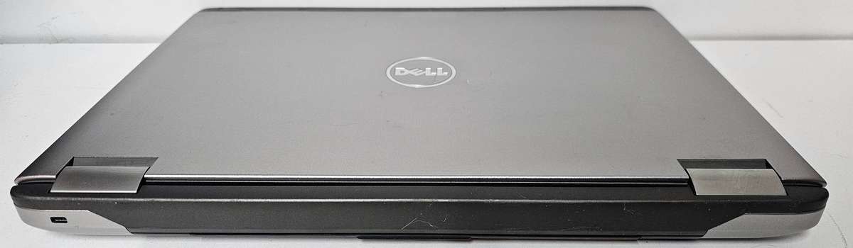 Dell Vostro 3560  i7-3612QM / 6GB RAM / 32GB SSD + 750GB HDD / 15.6" / Needs new battery