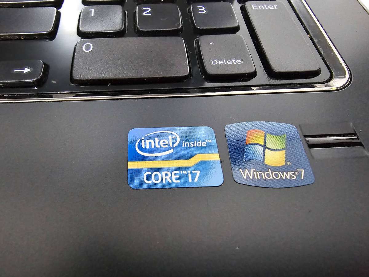 Dell Vostro 3750  i7-2670QM / 6GB RAM / 750GB HDD / 17.3" / Needs new battery + CMOS battery