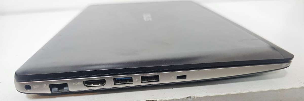 Asus X202E touchscreen laptop for spares or repairs