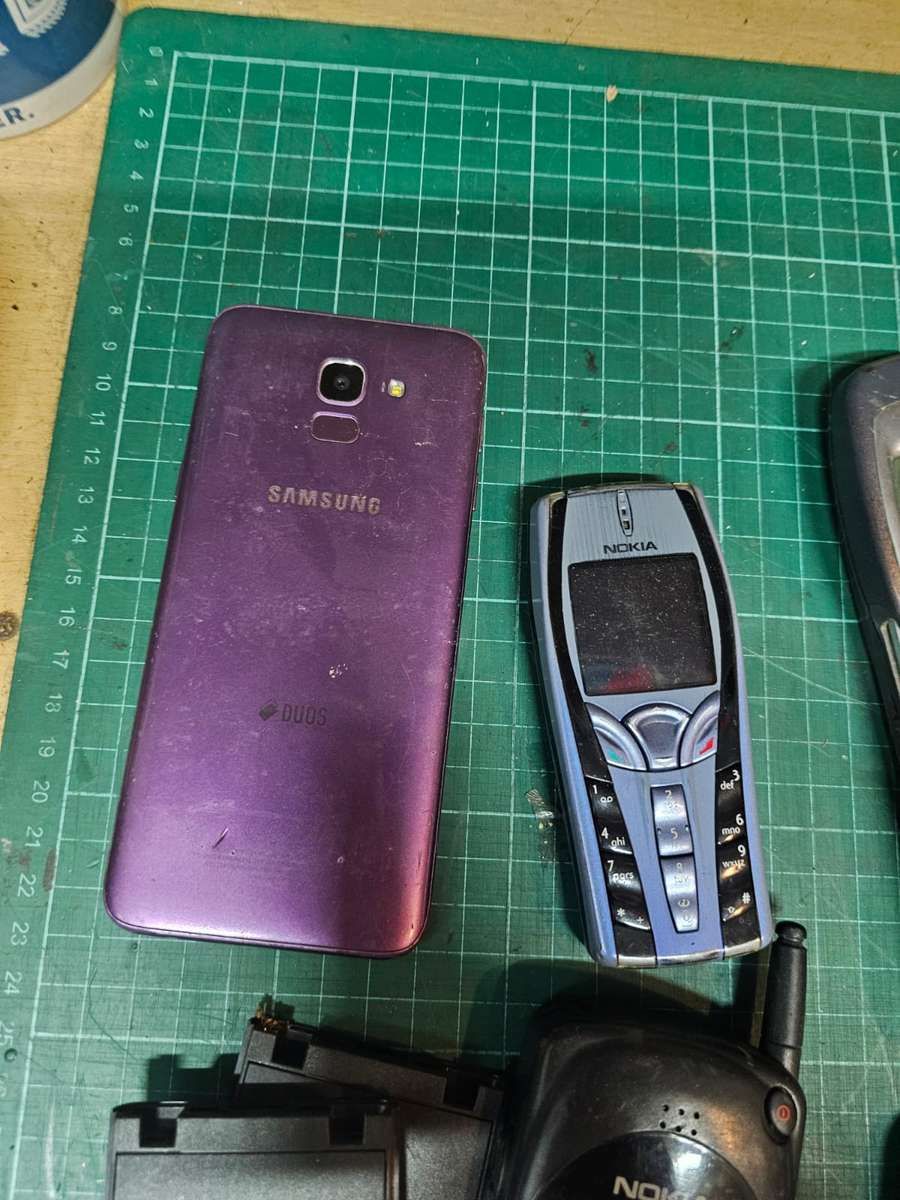 Cell Phone Bundle  Nokia  Samsung  ZTE  Panasonic