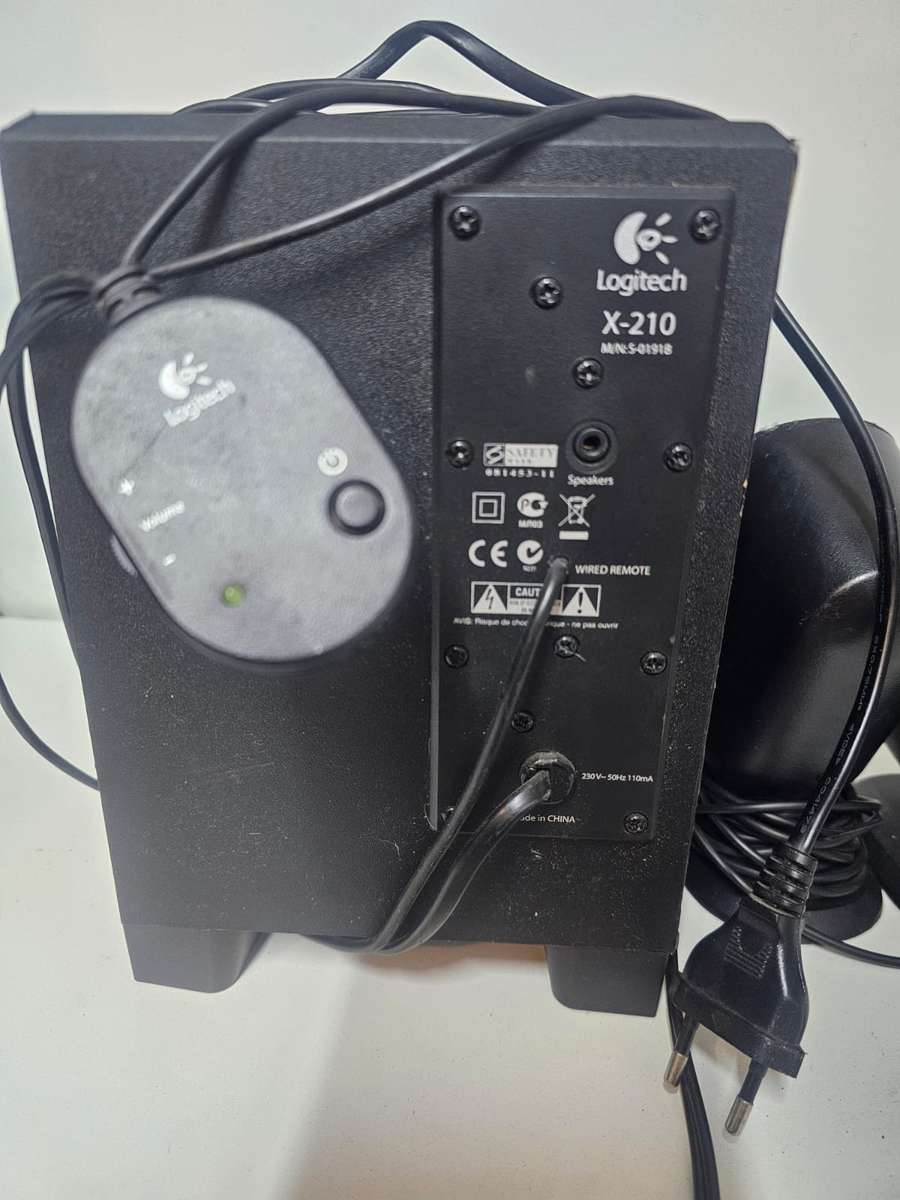 Logitech Speaker Bundle  2.1 Subwoofer Set + Bonus Pair  Tested Working