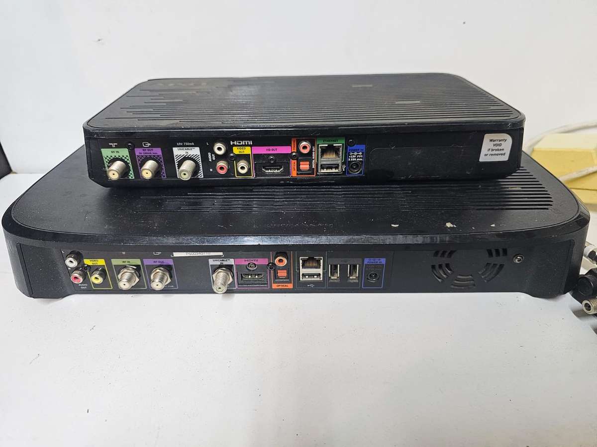 DSTV Explora Bundle  Dual Decoders  LNB Switch  Original Owner