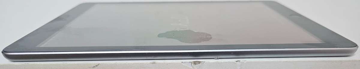 iPad 6th Gen A1893  For Spares or Repairs