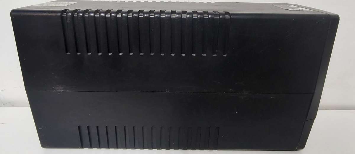 RCT 850VA UPS  FOR SPARES OR REPAIRS