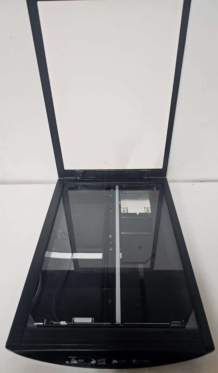 Canon CanoScan LiDE 110 Flatbed Scanner  Fully Working