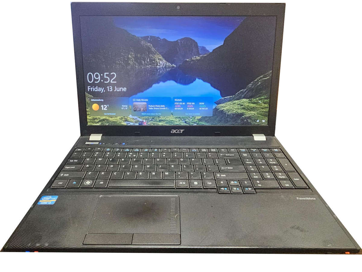 Acer TravelMate 5760 i3 Laptop  Working Condition