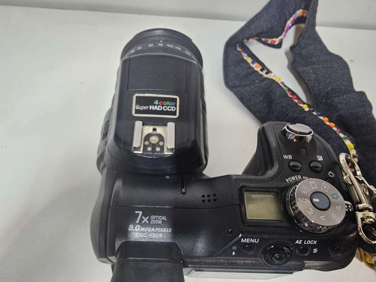 Sony DSC-F828 Digital Camera  8MP Carl Zeiss Lens  Untested