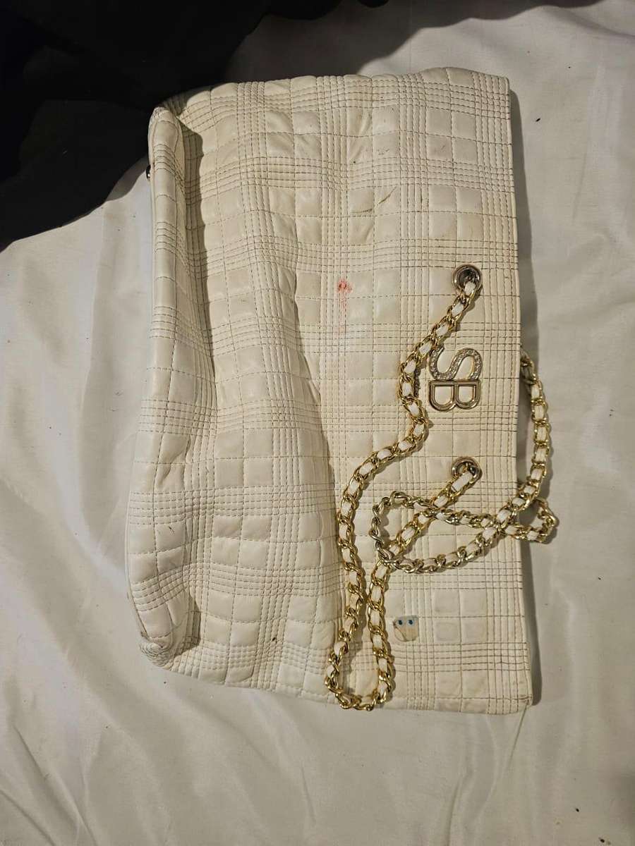 Bulk Lot: 9 Used Ladies Branded Bags  Guess, Sissy Boy & More