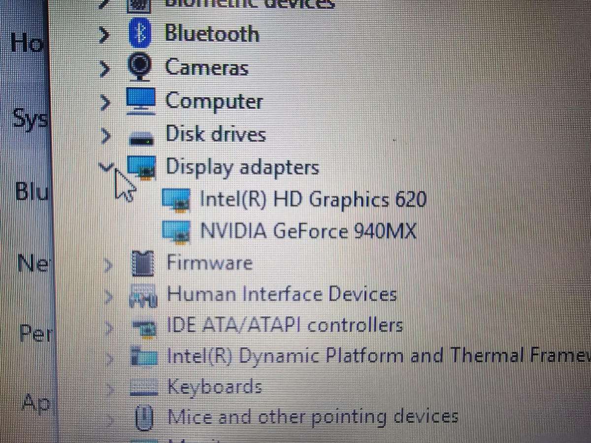 Dell Vostro 5568  i7-7500U / 16GB RAM / 512GB SSD / NVIDIA 940MX 4GB