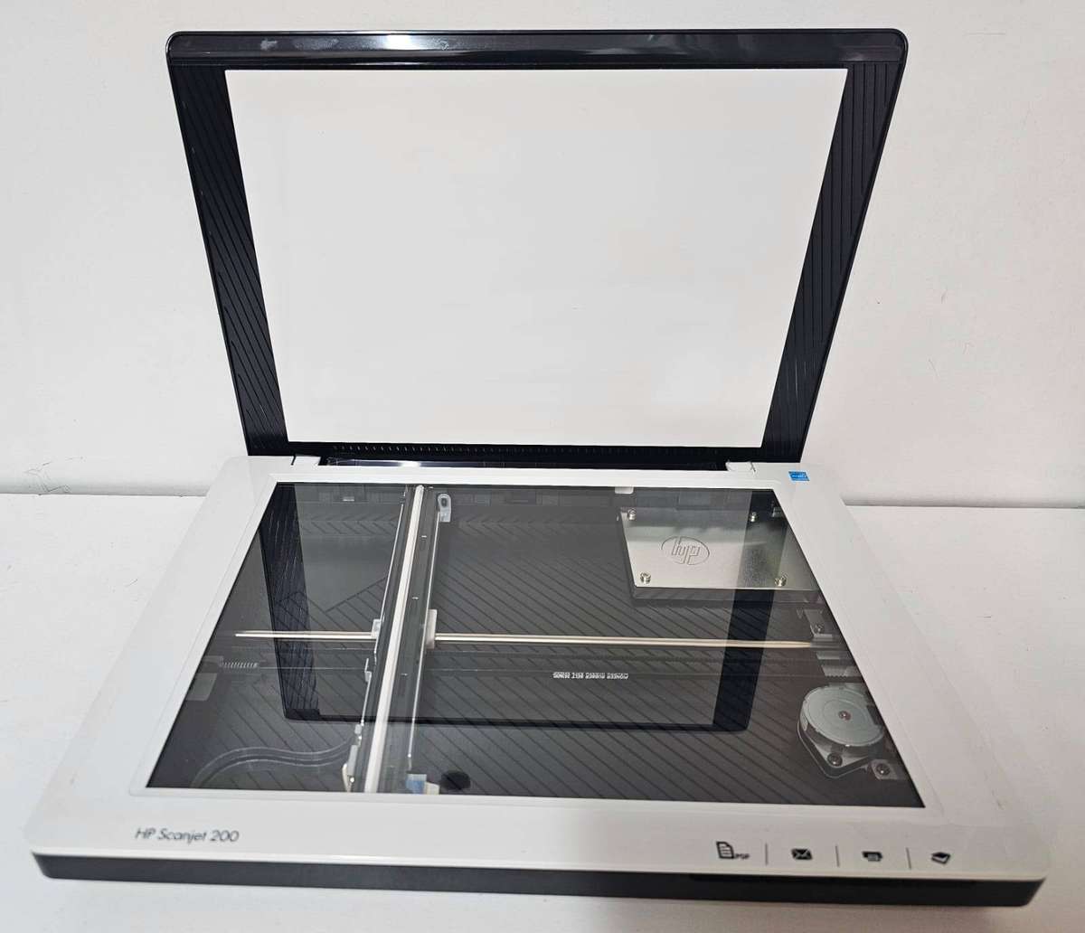 HP Scanjet 200  Flatbed USB Scanner  Excellent Condition