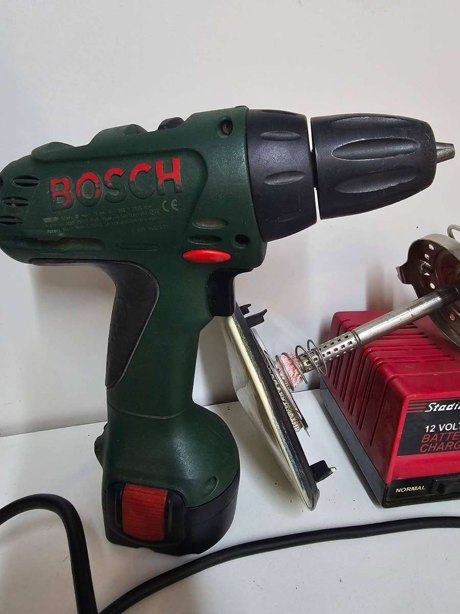 Random Electronics/Tools Lot  Spares or Repairs