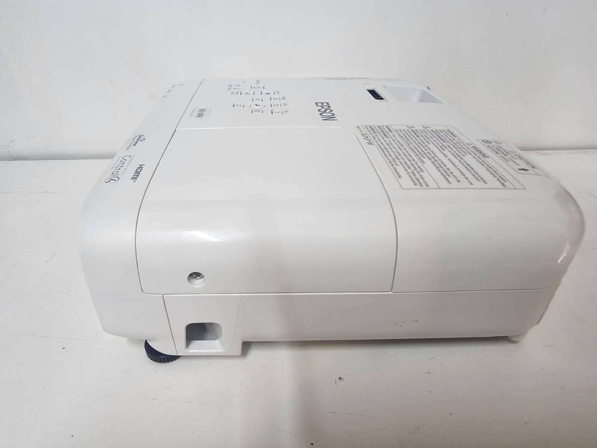 Epson EB-X49 Projector  Original Remote + Cables  Low Lamp Hours