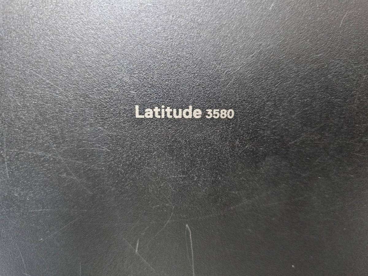 Dell Latitude 3580 i5-7200U / 16GB RAM / 250GB SSD