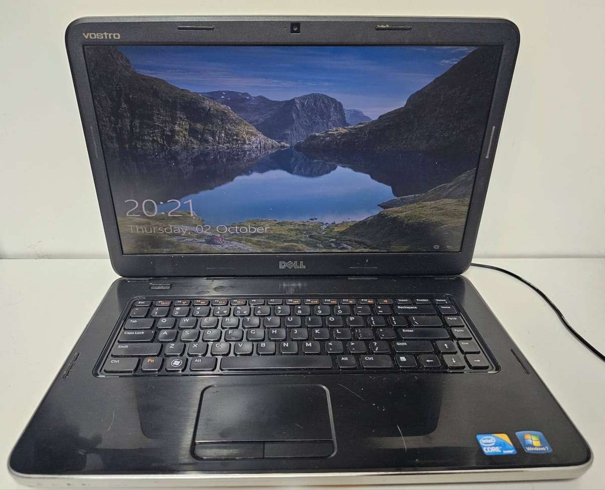 Dell Vostro 1540  i3-380M / 4GB RAM / 500GB HDD / Needs New Battery / No charger