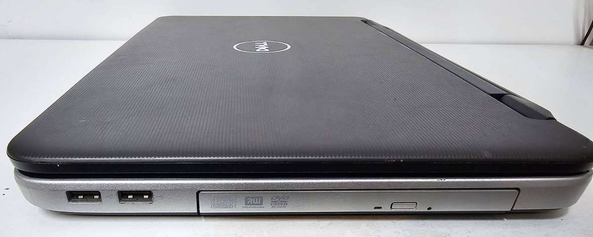 Dell Vostro 2520  i5-3210M / 4GB RAM / 500GB HDD / No Charger