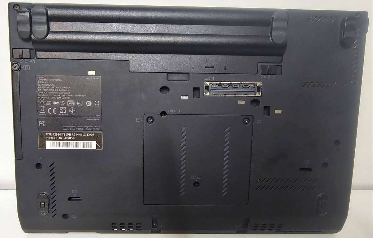 Lenovo ThinkPad X220  i5-2520M / 6GB RAM / 120GB SSD / 12.5" HD / Needs New Battery