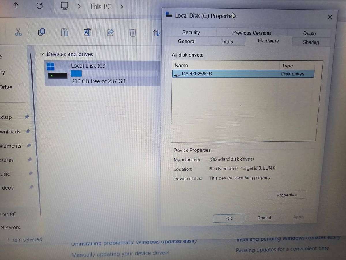 Dell Vostro 5568  i7-7500U / 16GB RAM / 256GB SSD / 15.6" FHD