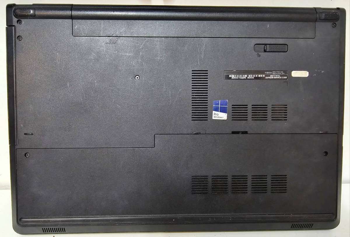 Dell Inspiron 15 i5-5200U / 8GB RAM / 240GB SSD / Battery Fair