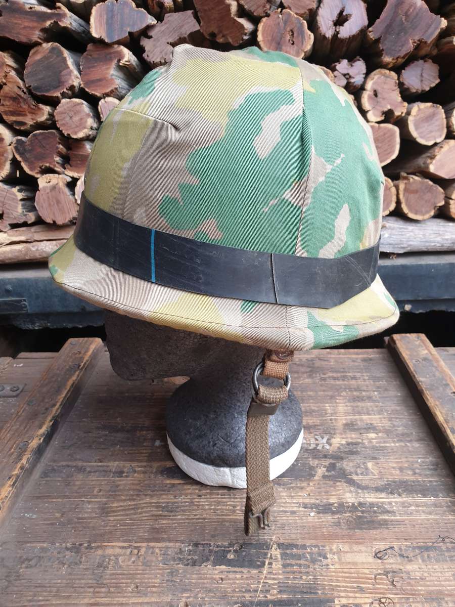 REPRODUCTION (from original cloth) Hunter 1st patt camo helmet cover fits SADF OTAN helmet with