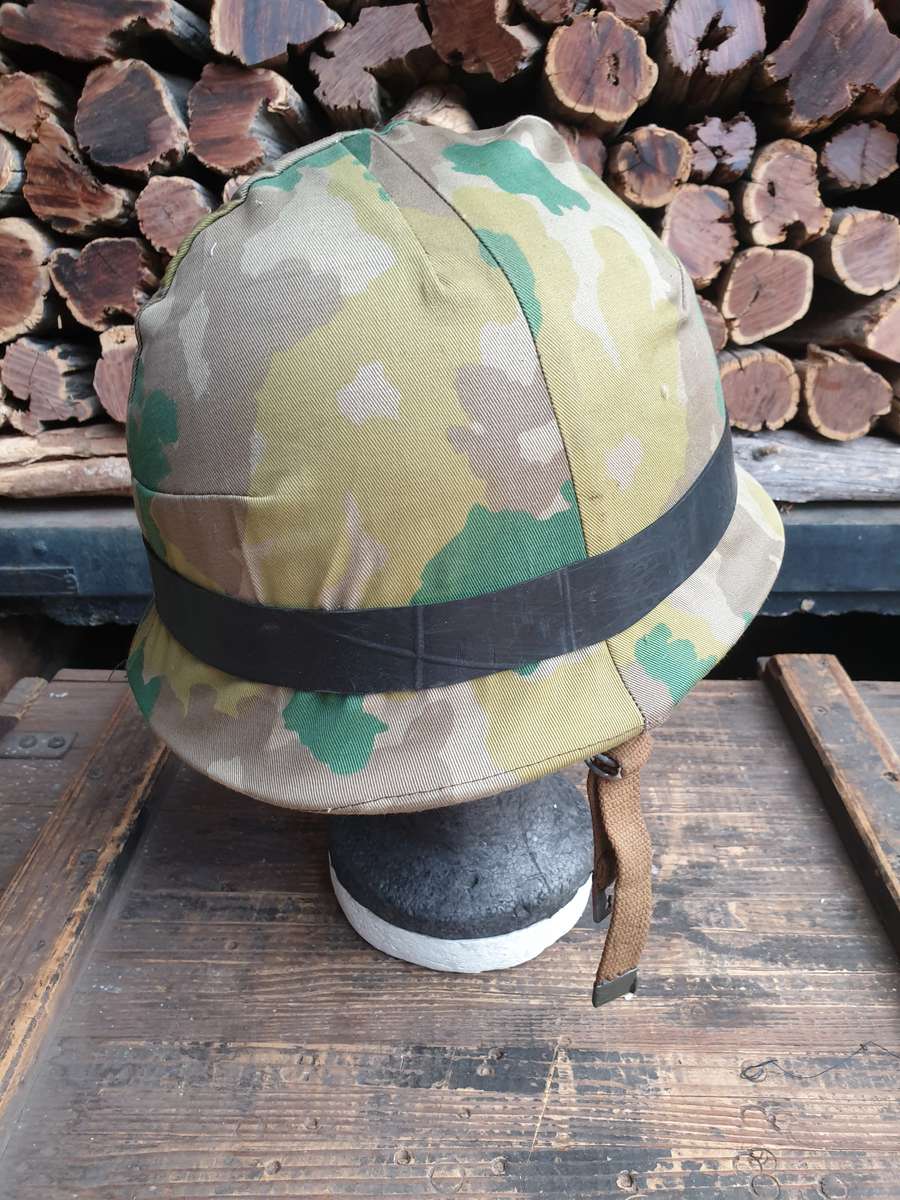 REPRODUCTION (from original cloth) Hunter 1st patt camo helmet cover fits SADF OTAN helmet with