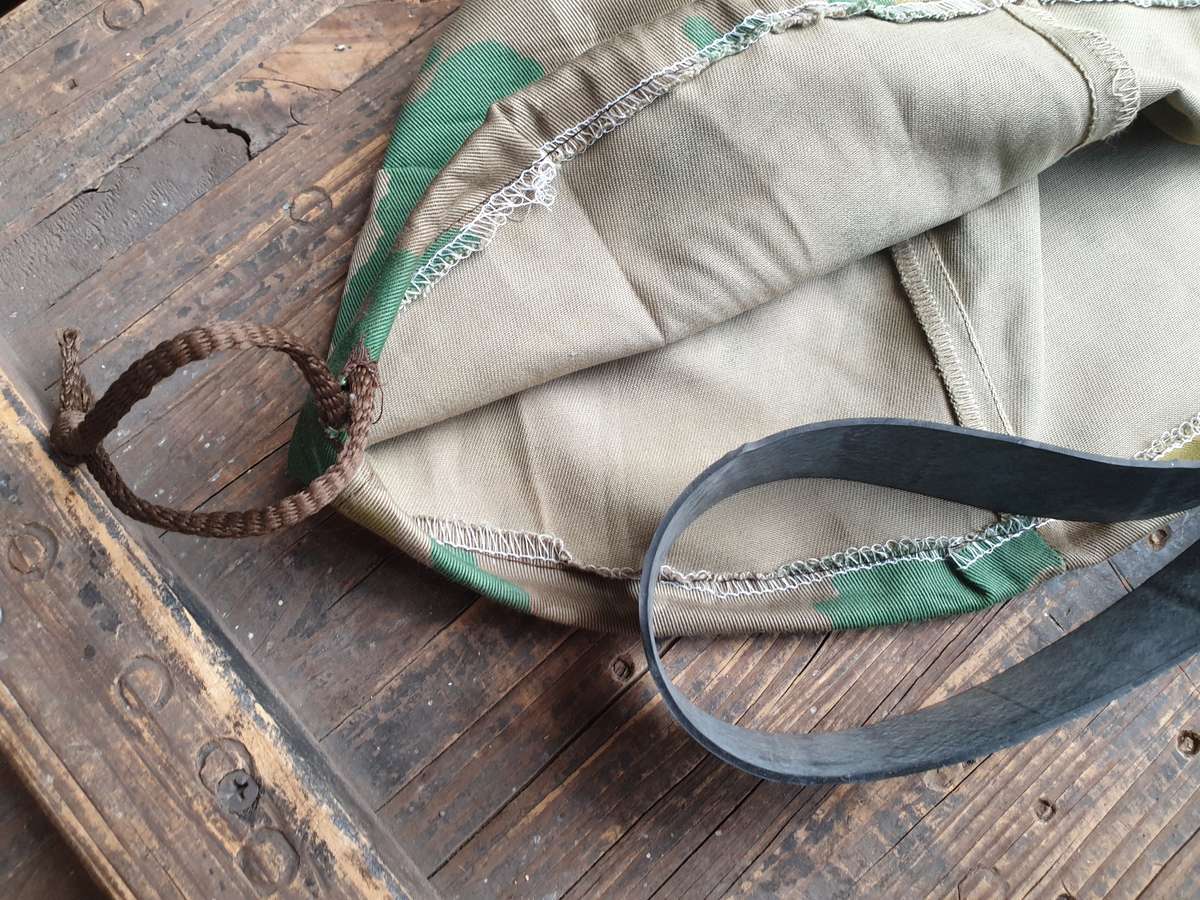 REPRODUCTION (from original cloth) Hunter 1st patt camo helmet cover fits SADF OTAN helmet with