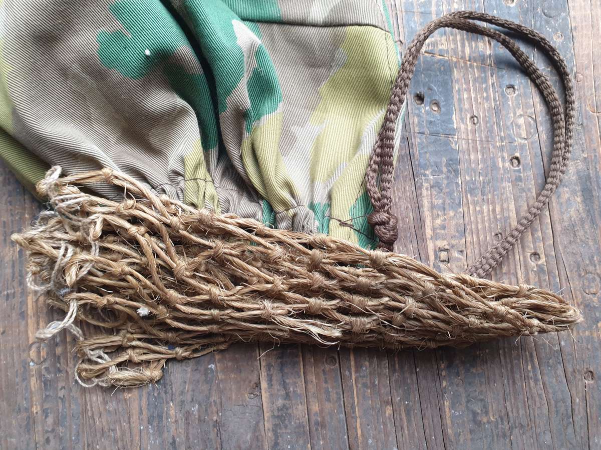 REPRODUCTION (from original cloth) Hunter 1st patt camo helmet cover fits SADF OTAN helmet with