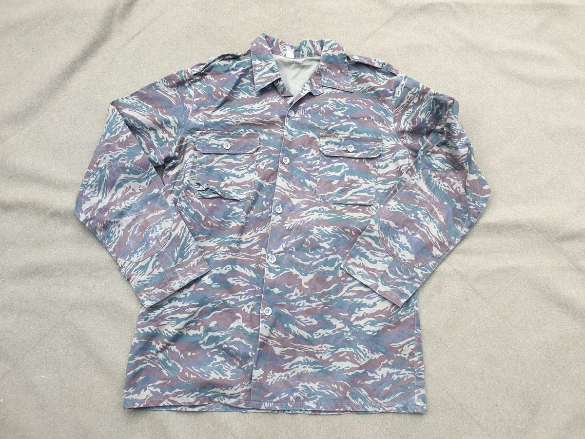 SWA/Angola bushwar era SA SF Recce used clandestine locally made copy Libyan Rhubarb camo l/s shirt