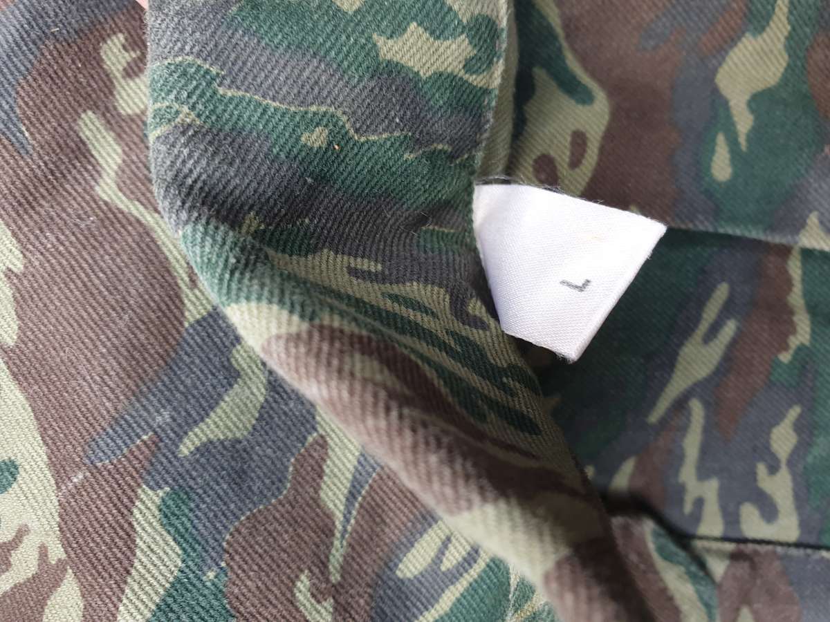 SWA/Angola bushwar era SA SF Recce used clandestine locally made copy Libyan Rhubarb camo l/s shirt