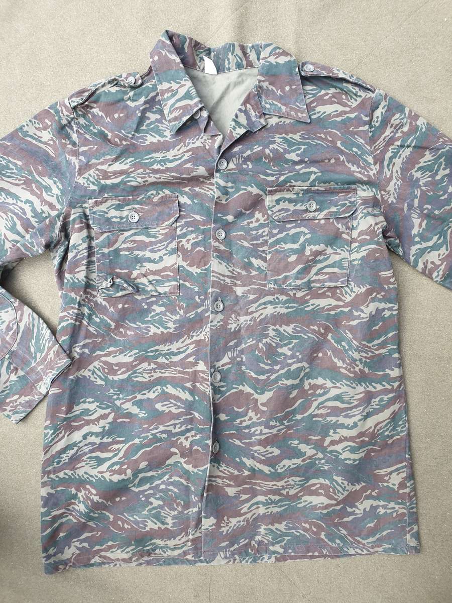 SWA/Angola bushwar era SA SF Recce used clandestine locally made copy Libyan Rhubarb camo l/s shirt