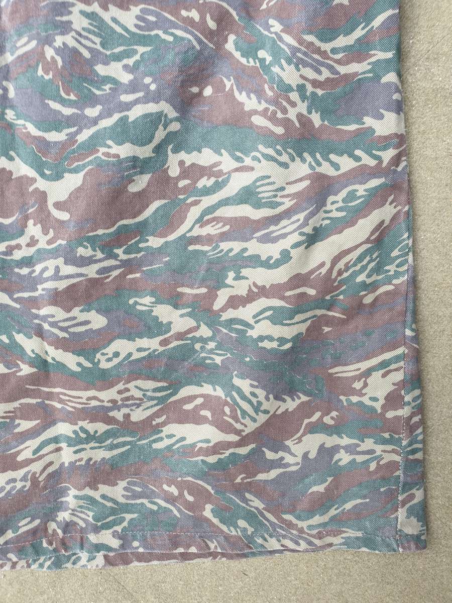 SWA/Angola bushwar era SA SF Recce used clandestine locally made copy Libyan Rhubarb camo l/s shirt